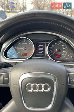 Внедорожник / Кроссовер Audi Q7 2010 в 