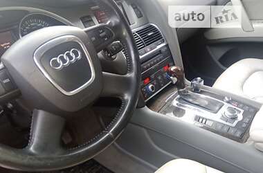Внедорожник / Кроссовер Audi Q7 2007 в 