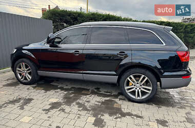 Внедорожник / Кроссовер Audi Q7 2006 в Ужгороде