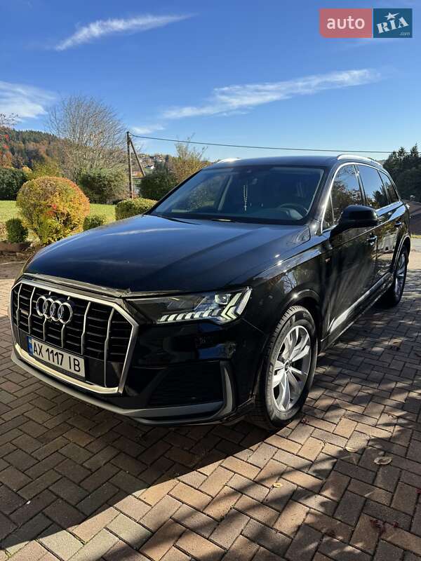 Позашляховик / Кросовер Audi Q7 2022 в Дніпрі