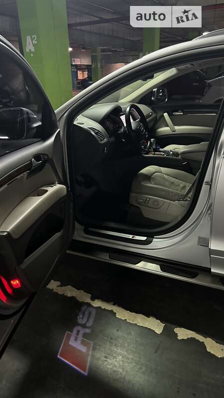 Позашляховик / Кросовер Audi Q7 2012 в Львові