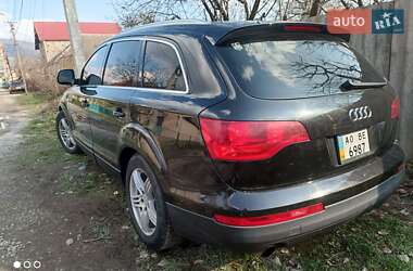 Внедорожник / Кроссовер Audi Q7 2007 в Хусте