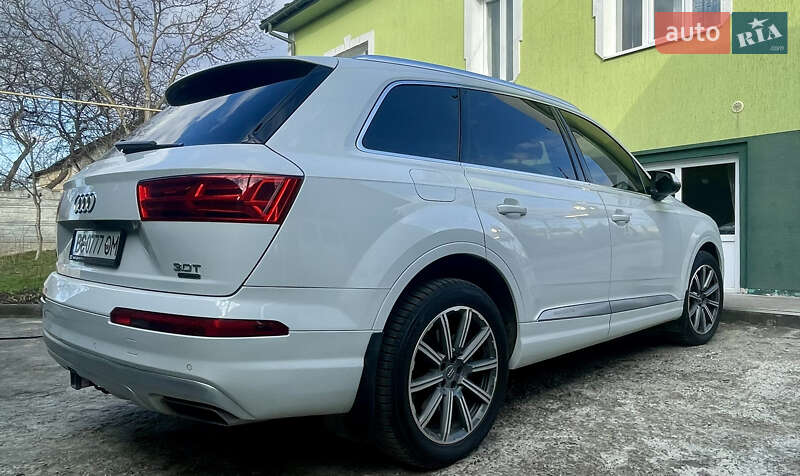 Внедорожник / Кроссовер Audi Q7 2018 в Трускавце