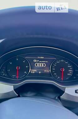 Позашляховик / Кросовер Audi Q7 2015 в Ірпені