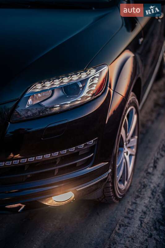 Внедорожник / Кроссовер Audi Q7 2015 в Черкассах