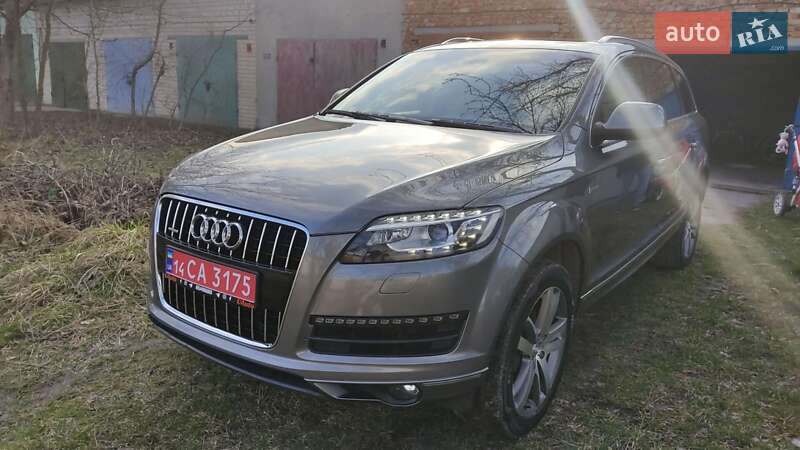 Внедорожник / Кроссовер Audi Q7 2015 в Бродах