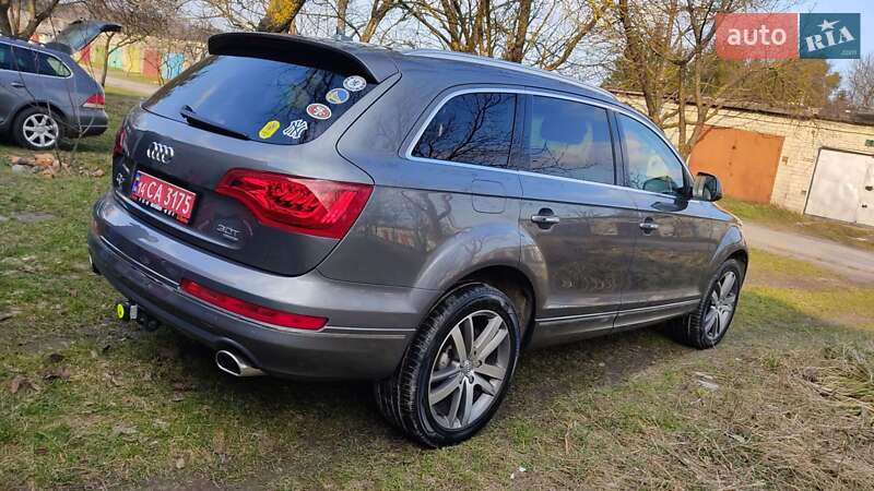 Внедорожник / Кроссовер Audi Q7 2015 в Бродах