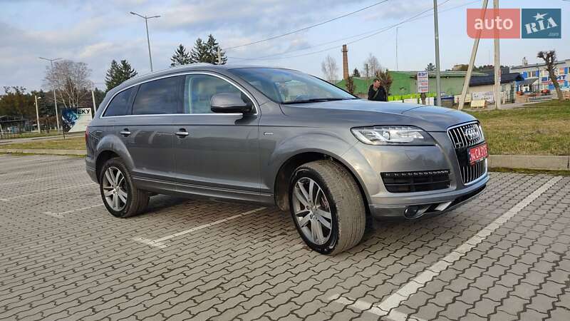 Внедорожник / Кроссовер Audi Q7 2015 в Бродах