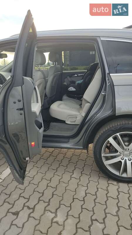Внедорожник / Кроссовер Audi Q7 2015 в Бродах
