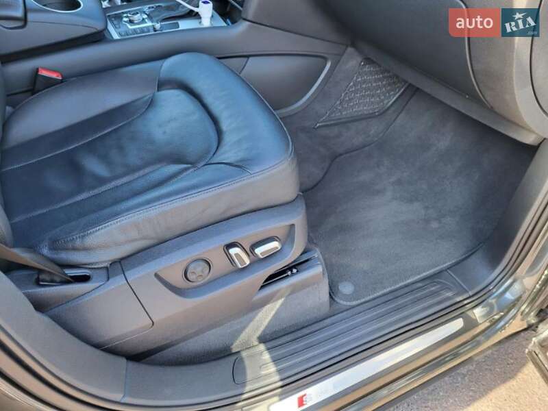 Позашляховик / Кросовер Audi Q7 2015 в Черкасах
