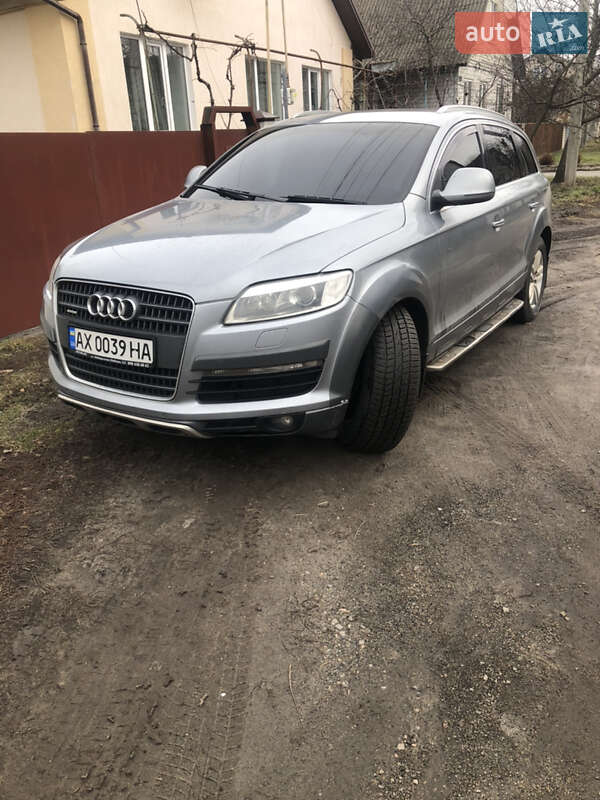 Внедорожник / Кроссовер Audi Q7 2007 в Харькове