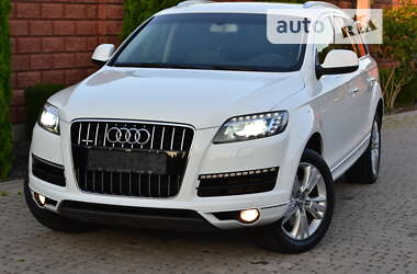 Внедорожник / Кроссовер Audi Q7 2013 в Сваляве