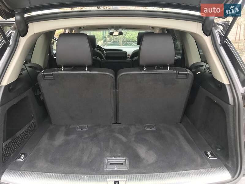 Позашляховик / Кросовер Audi Q7 2012 в Житомирі