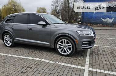 Внедорожник / Кроссовер Audi Q7 2015 в Луцке