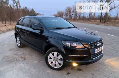 Внедорожник / Кроссовер Audi Q7 2006 в Недригайлове