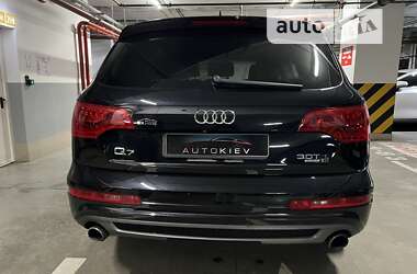 Позашляховик / Кросовер Audi Q7 2015 в Києві