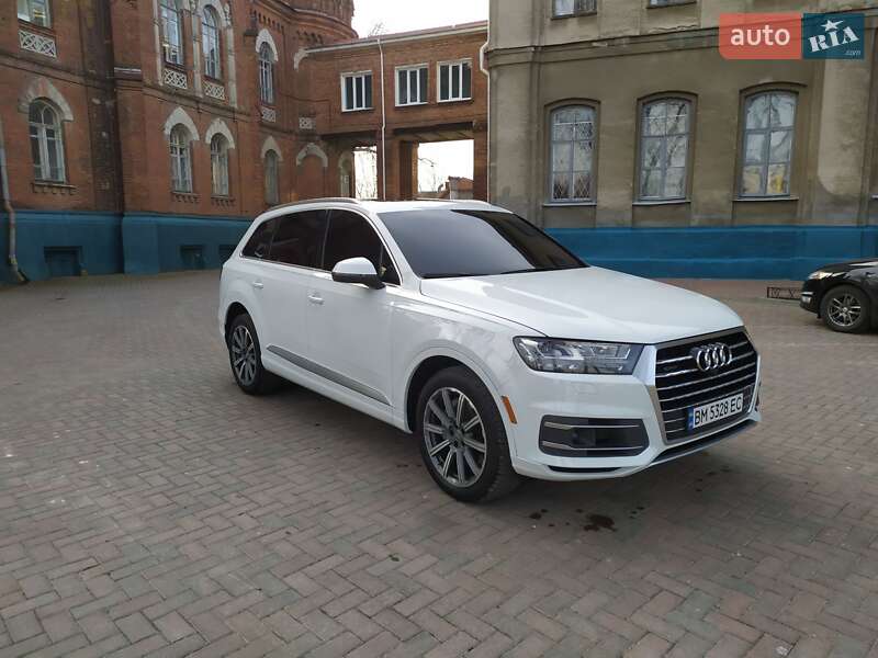 Позашляховик / Кросовер Audi Q7 2017 в Сумах