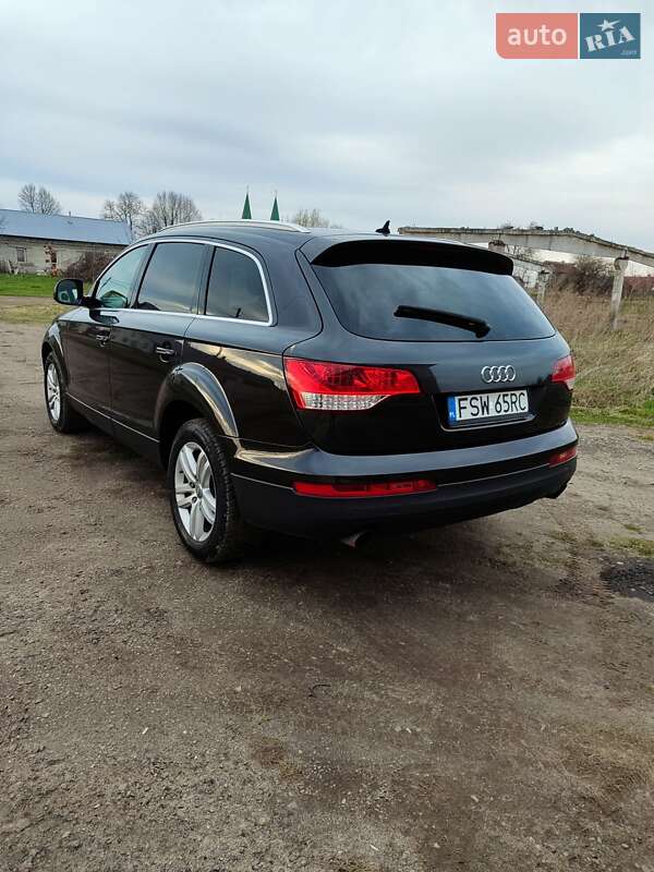 Позашляховик / Кросовер Audi Q7 2007 в Дрогобичі