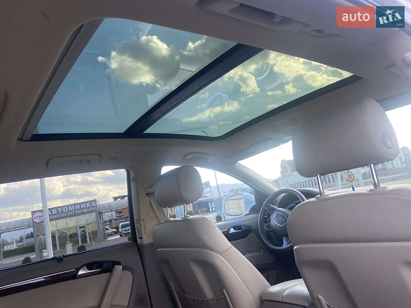 Внедорожник / Кроссовер Audi Q7 2011 в Хусте