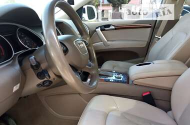 Позашляховик / Кросовер Audi Q7 2013 в Городку