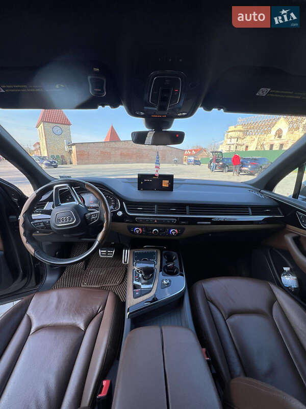 Позашляховик / Кросовер Audi Q7 2016 в Бережанах