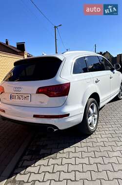 Внедорожник / Кроссовер Audi Q7 2013 в Хмельницком