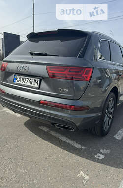 Внедорожник / Кроссовер Audi Q7 2018 в Киеве