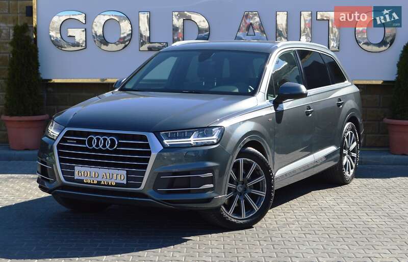 Внедорожник / Кроссовер Audi Q7 2017 в Одессе