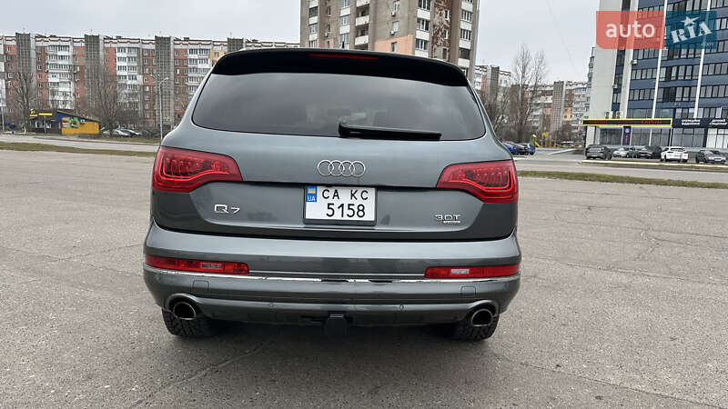 Позашляховик / Кросовер Audi Q7 2015 в Черкасах