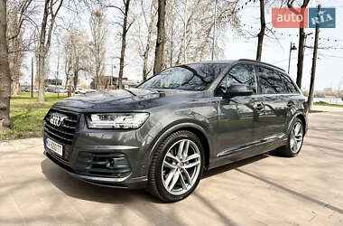 Внедорожник / Кроссовер Audi Q7 2019 в Киеве