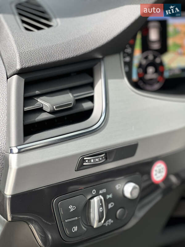 Позашляховик / Кросовер Audi Q7 2019 в Києві