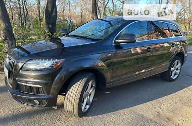 Внедорожник / Кроссовер Audi Q7 2013 в Одессе