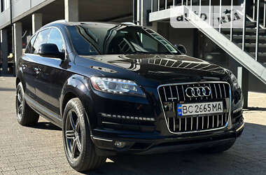 Внедорожник / Кроссовер Audi Q7 2015 в 