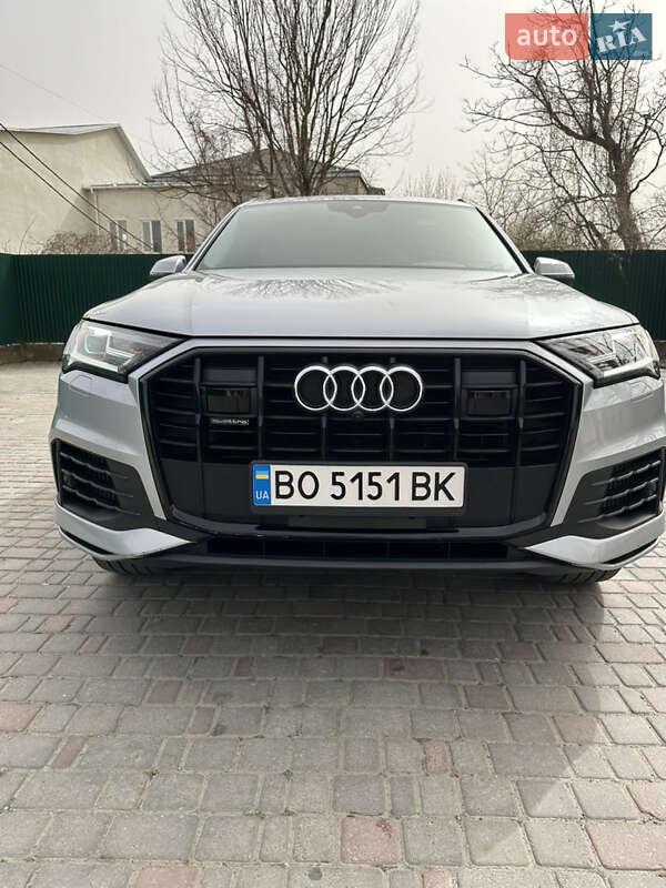 Позашляховик / Кросовер Audi Q7 2020 в Заліщиках