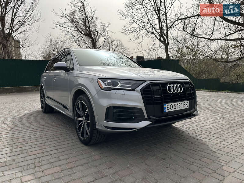 Позашляховик / Кросовер Audi Q7 2020 в Заліщиках