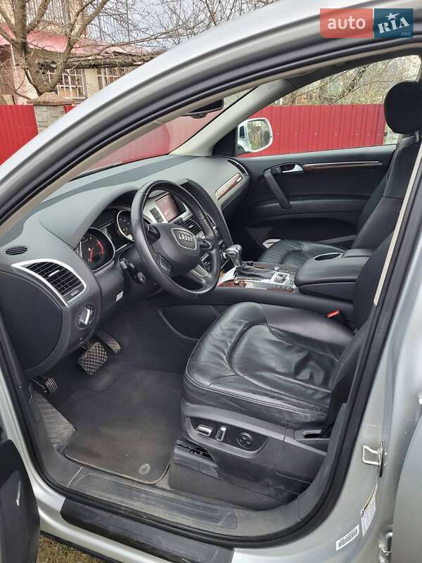 Внедорожник / Кроссовер Audi Q7 2013 в Тернополе