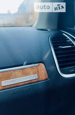Внедорожник / Кроссовер Audi Q7 2013 в 