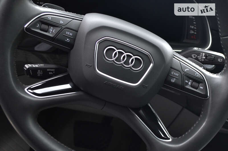 Внедорожник / Кроссовер Audi Q7 2018 в Ровно