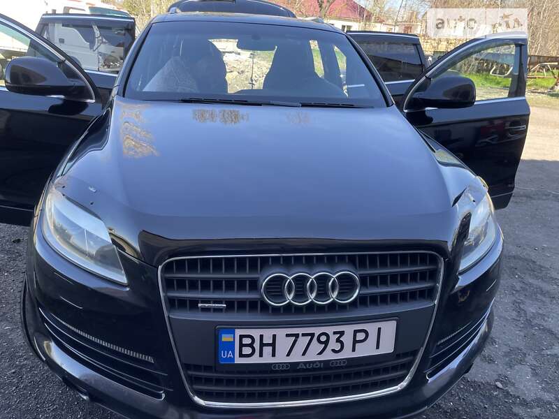 Внедорожник / Кроссовер Audi Q7 2007 в Одессе