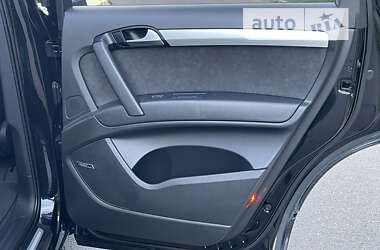 Внедорожник / Кроссовер Audi Q7 2014 в 