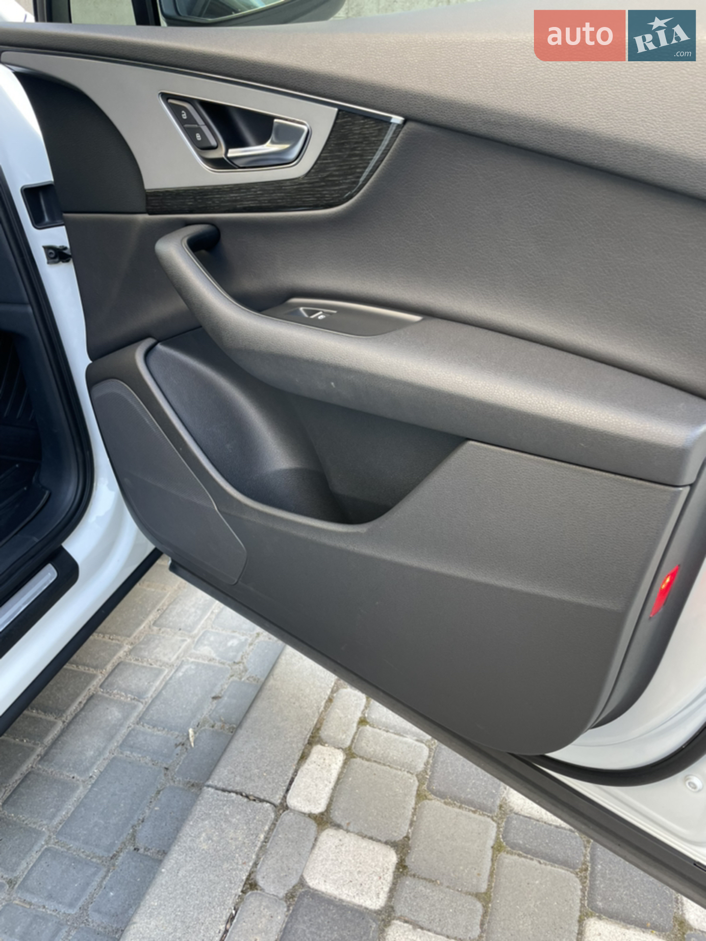 2015 Audi Q7 - мініатюра 2