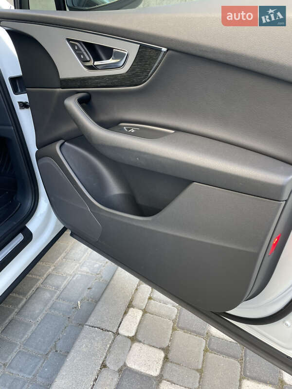 Позашляховик / Кросовер Audi Q7 2015 в Кропивницькому
