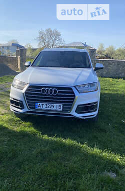 Внедорожник / Кроссовер Audi Q7 2017 в Косове