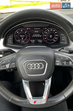 Внедорожник / Кроссовер Audi Q7 2015 в Городке