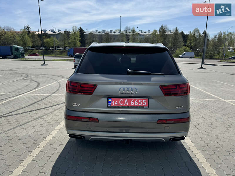 Внедорожник / Кроссовер Audi Q7 2016 в Львове