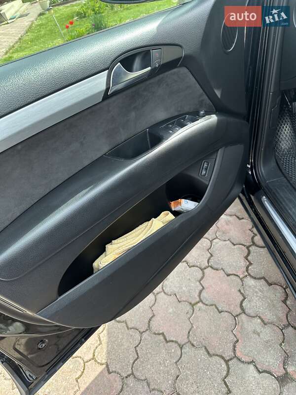 Внедорожник / Кроссовер Audi Q7 2007 в Хмельницком