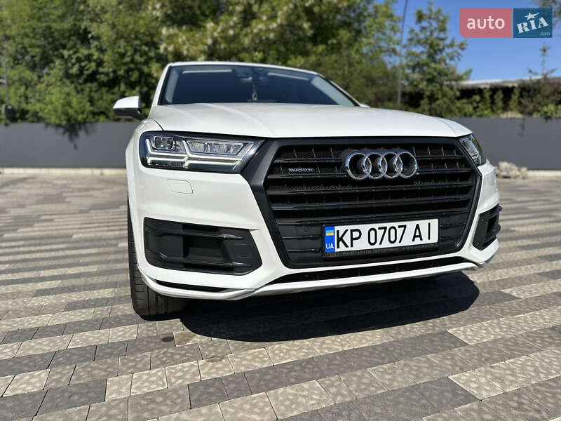 Внедорожник / Кроссовер Audi Q7 2017 в Ивано-Франковске