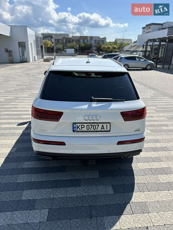 Внедорожник / Кроссовер Audi Q7 2017 в Ивано-Франковске