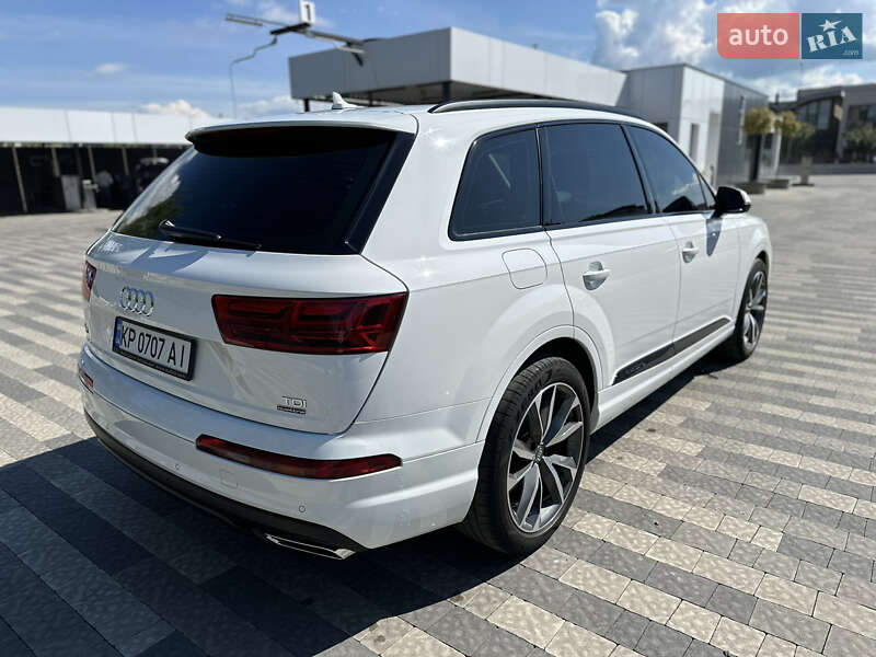 Внедорожник / Кроссовер Audi Q7 2017 в Ивано-Франковске