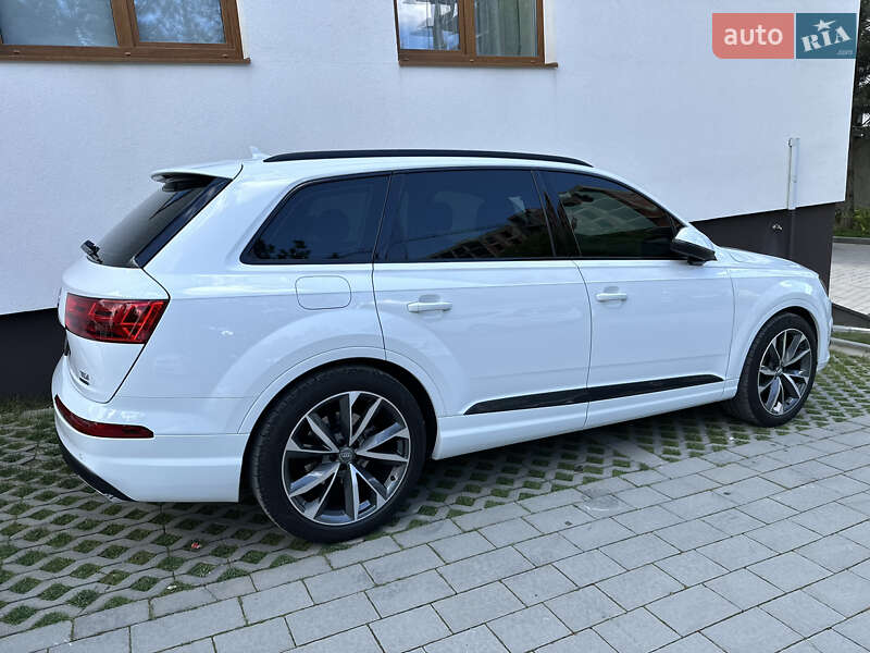 Внедорожник / Кроссовер Audi Q7 2017 в Ивано-Франковске